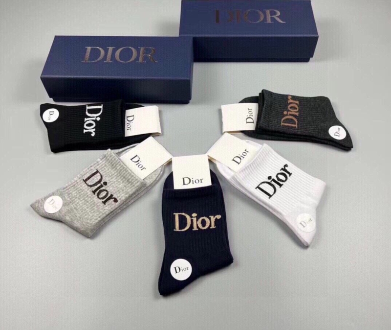 DIOR